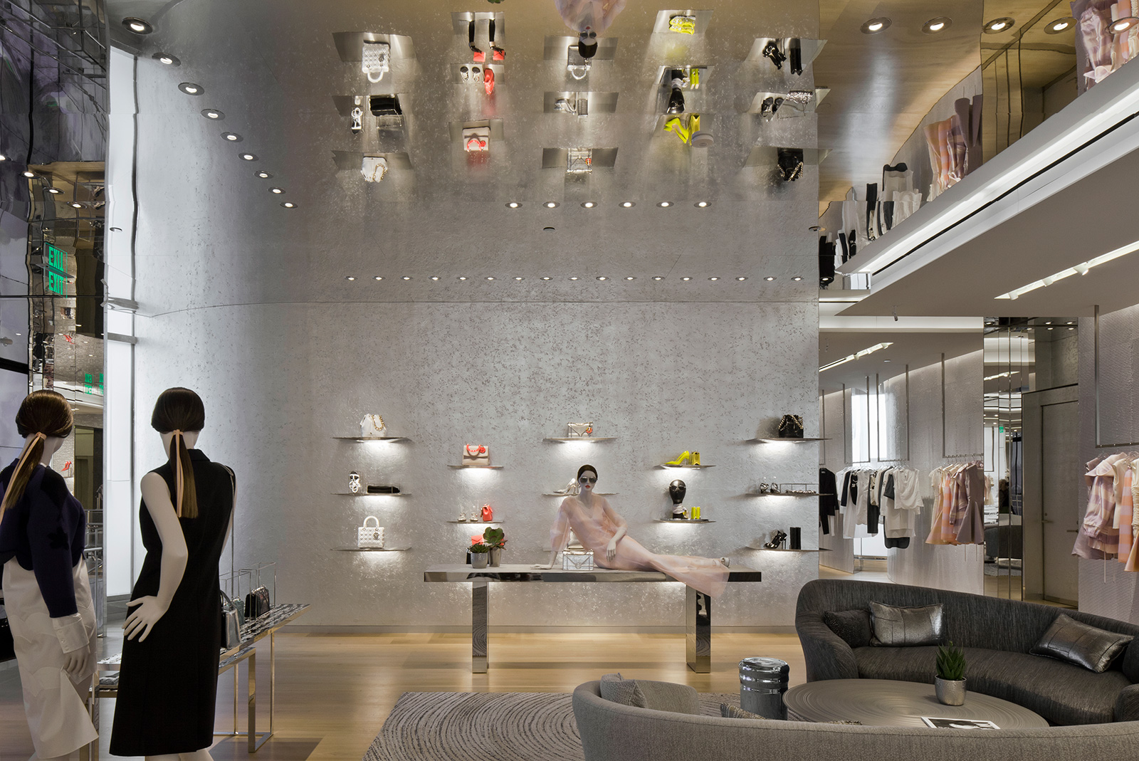 Dior Beijing Chinaworld - Retail Lighting - Metis Lighting