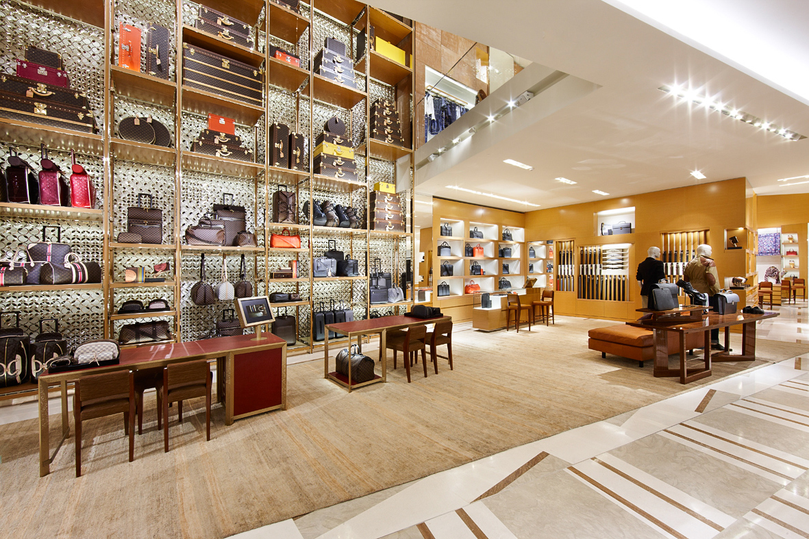 Louis Vuitton Étoile Maison in Rome, the new store measures a